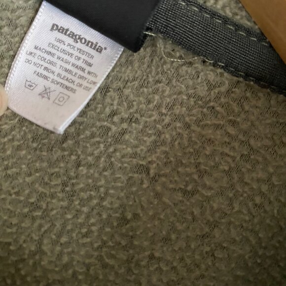 size M Patagonia Capilene olive green fleece 1/4 zip pullover - Picture 6 of 6